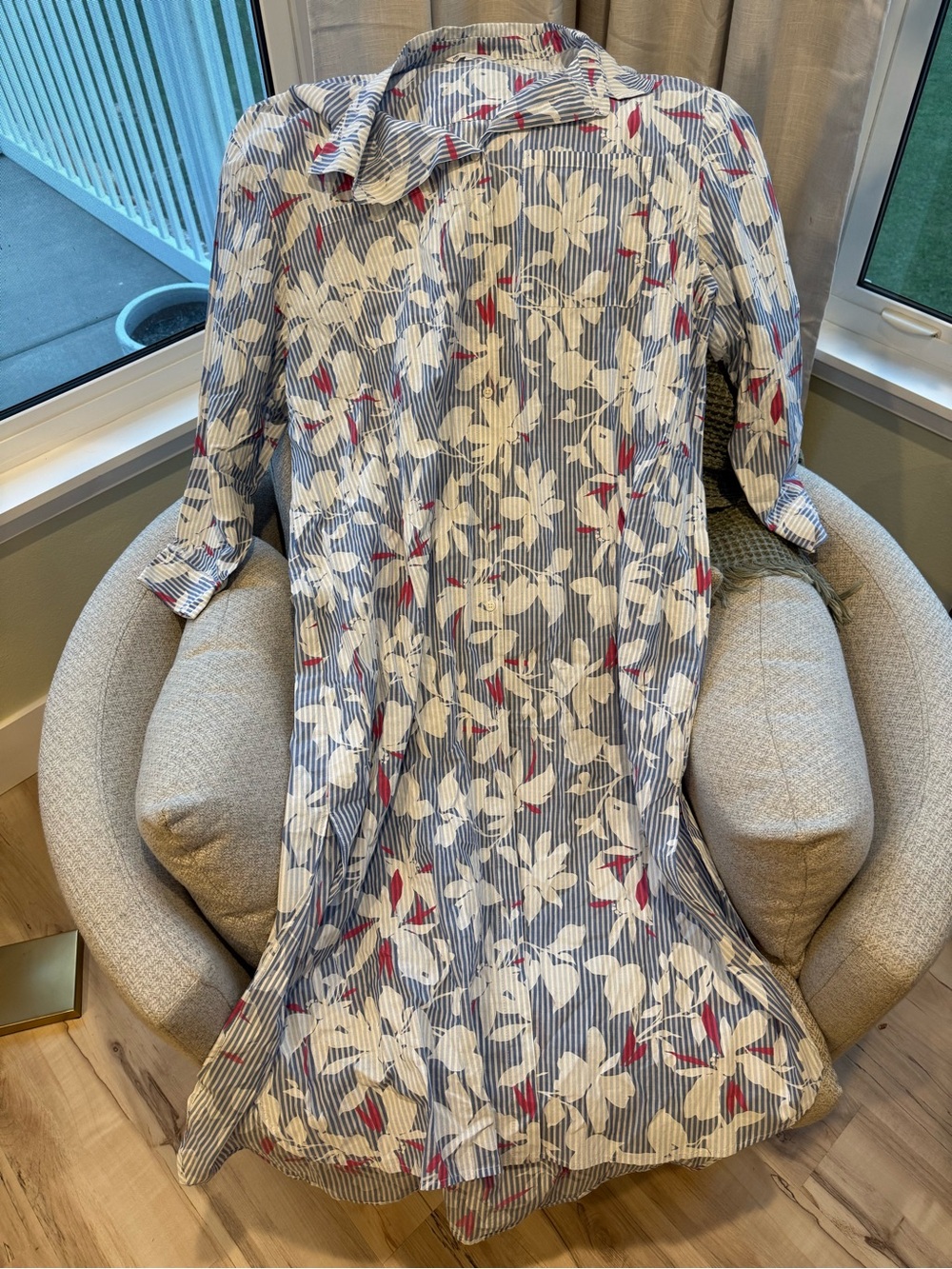 Southern Tide Blue & White Striped Floral Coverup with Red Accents